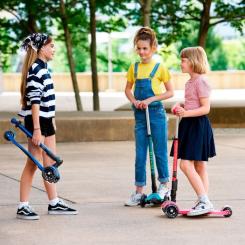 Самокат Micro Maxi Deluxe Foldable LED Зеленый Фото 7