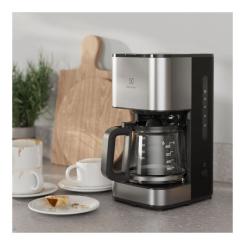 Капельная кофеварка Electrolux E3CM1-3ST Фото 8