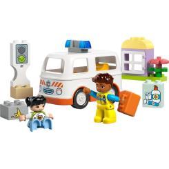 Конструктор LEGO DUPLO Town Скорая помощь и водитель Фото 1