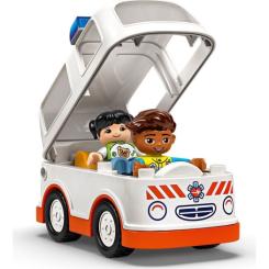 Конструктор LEGO DUPLO Town Скорая помощь и водитель Фото 2