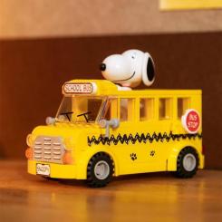 Конструктор Pantasy Snoopy - Школьный автобус Фото 1