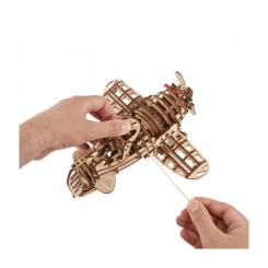 Конструктор Ugears механический 3D Самолет Бешеный Шершень Фото 3
