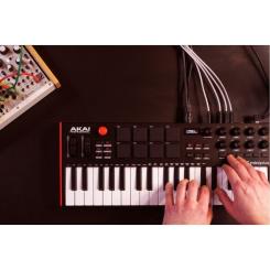 MIDI-клавиатура Akai MPK Mini Plus Фото 7
