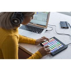 MIDI контроллер Novation Launchpad Mini MK3 Фото 7