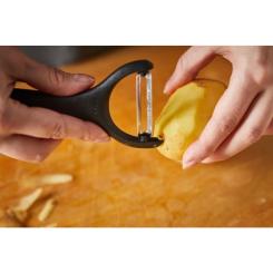 Овощечистка Fiskars Essential з поперечним лезом Фото 5