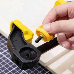 Струбцина Deli быстрозажимная 15 см Фото 5