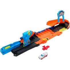 Автотрек Hot Wheels City Гараж-трансформер для трюков Фото 1