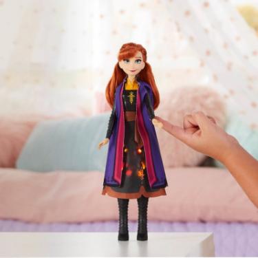 Кукла Hasbro Disney Frozen Анна з мерехтливою сукнею Фото 3